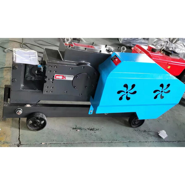 Steel bar cutting machine